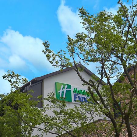 Holiday Inn Express Zhejiang Qianxia Lake By Ihg Qingtian Exterior foto